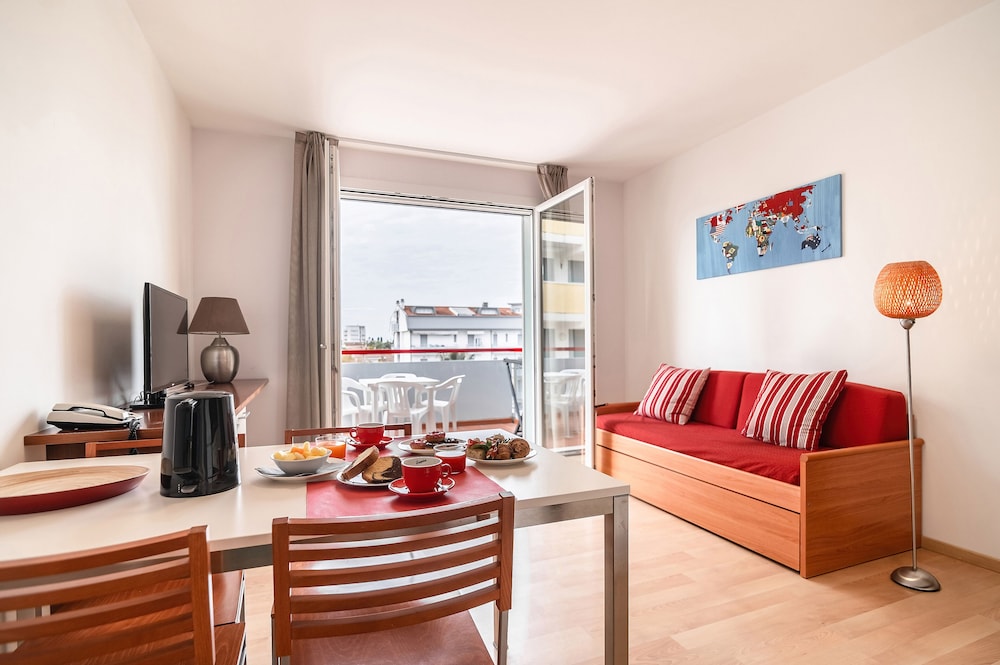 Domino Suite Hotel 29/50