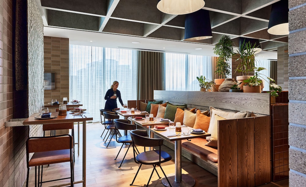 Hyatt Centric Melbourne 41/50