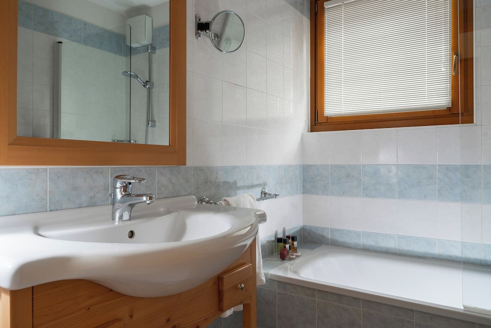 Gianna Hotel 49/50