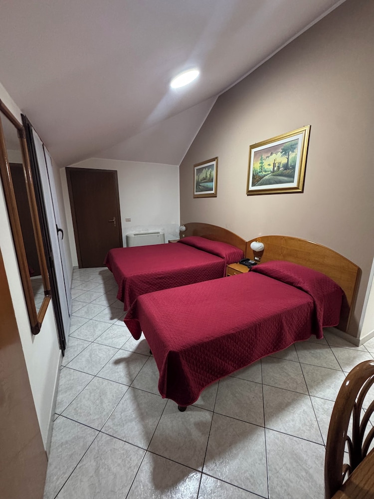 Hotel La Caravella 35/64