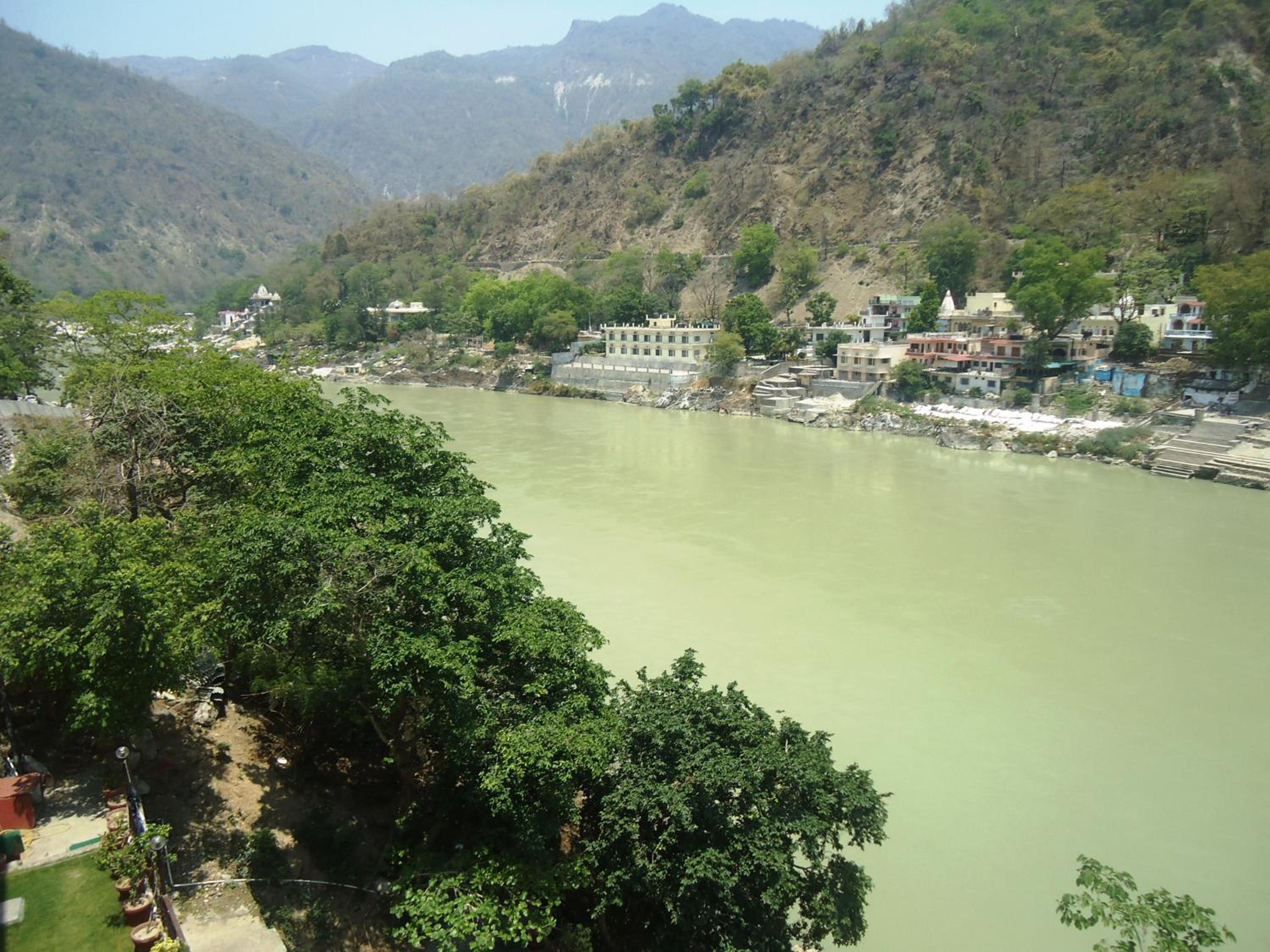 Kunwar Residency 22/31