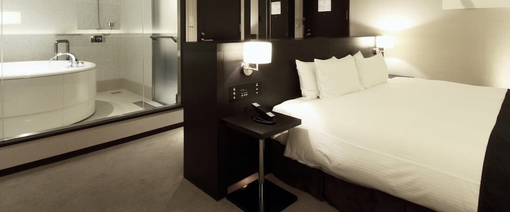 DELUXE, DOUBLE BED, EXECUTIVE LEVEL, LOUNGE ACCESS