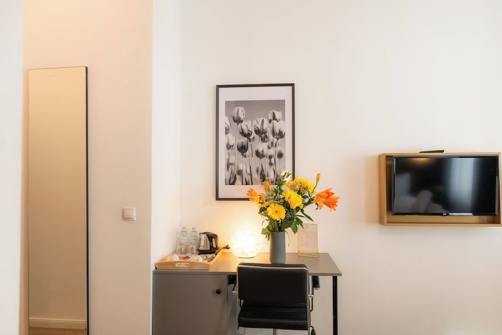 Florum Hotel (Ex Tabor Hotel) 45/56