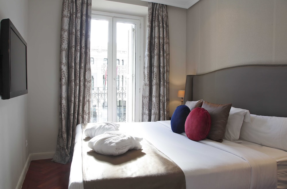 Boutike Cibeles (ex Luxury Suites) 5/22