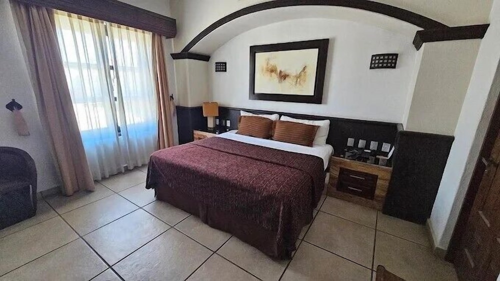 The Latit Hotel Queretaro 11/40