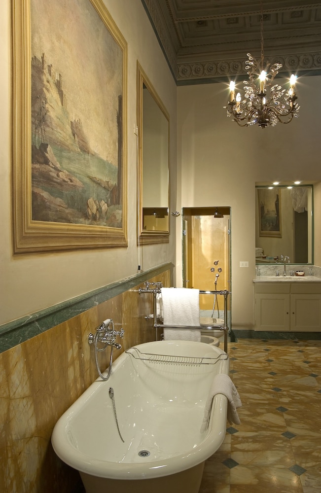Palazzo Niccolini Al Duomo 71/72