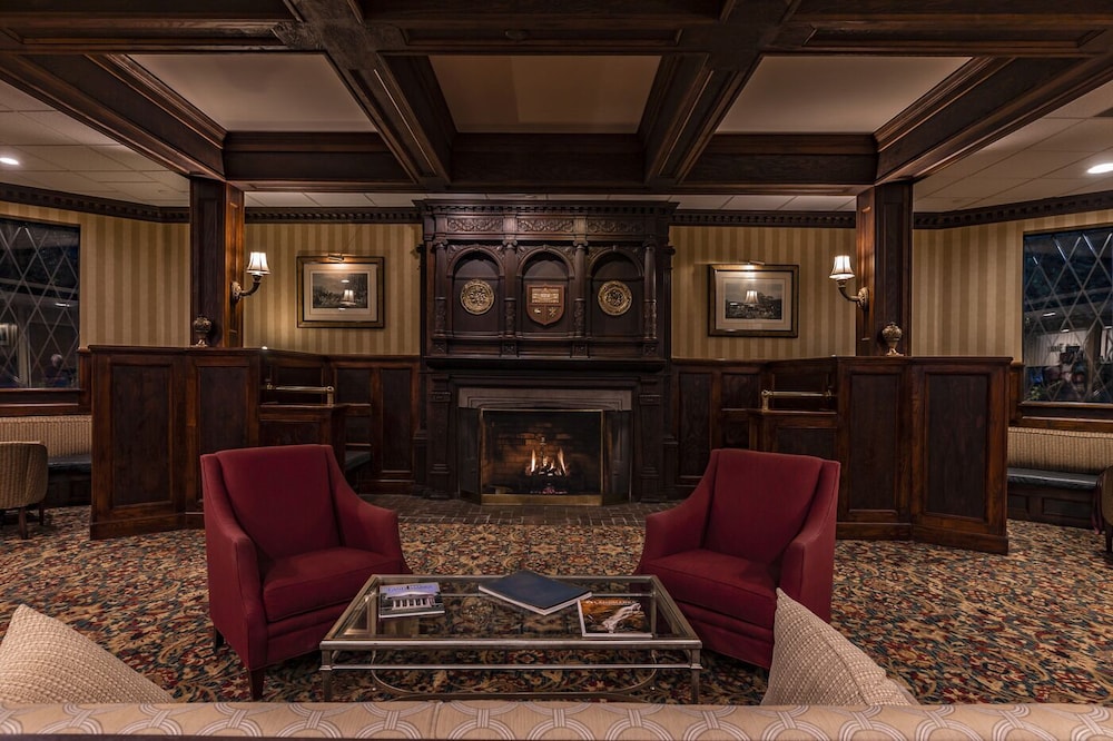 English Inn of Charlottesville 35/60