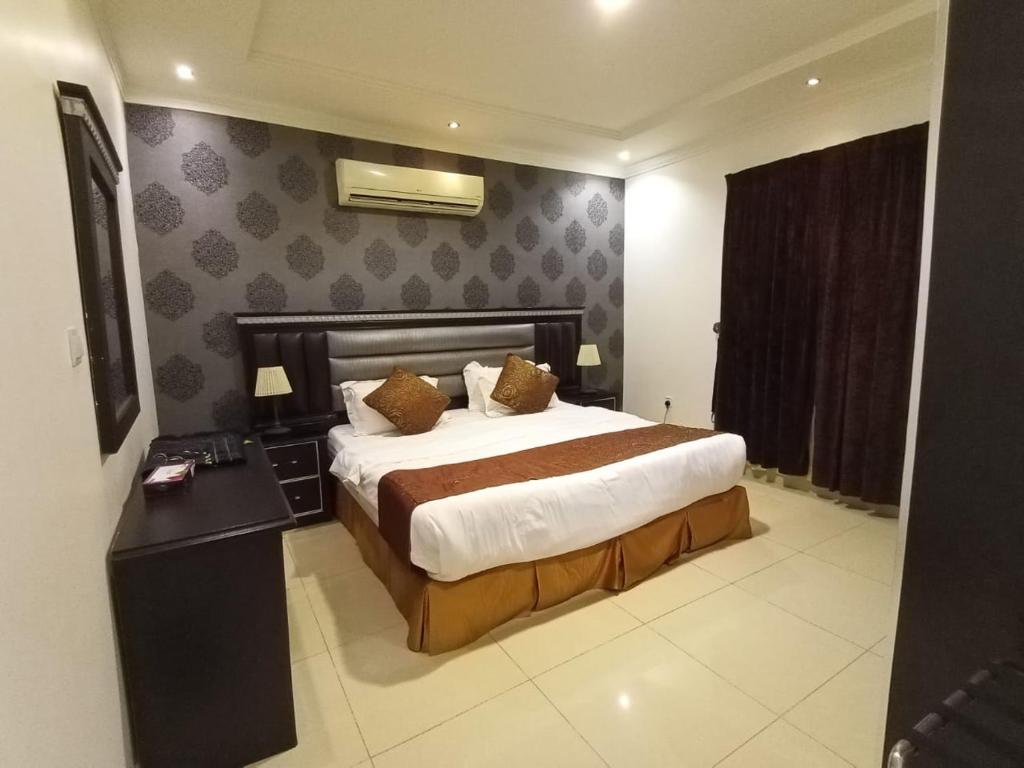 Celine Al Motamaiza Furnished Apartment 3/11
