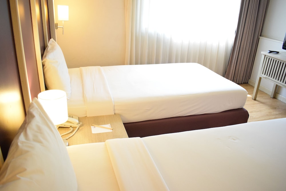 Trang Hotel Bangkok 27/73