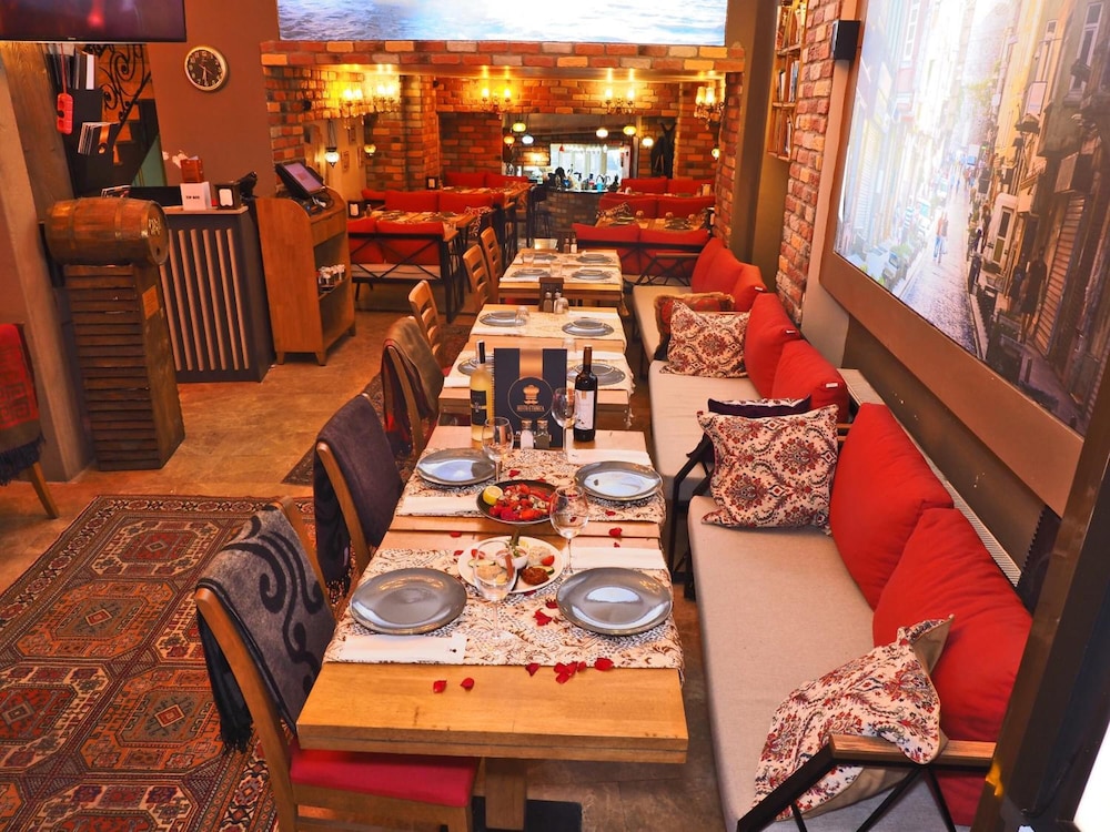 Ethnica Old City Hotel 48/61