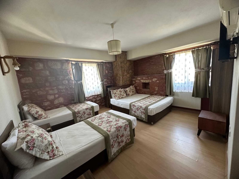 Odunluk Tas Konak Hotel 6/18