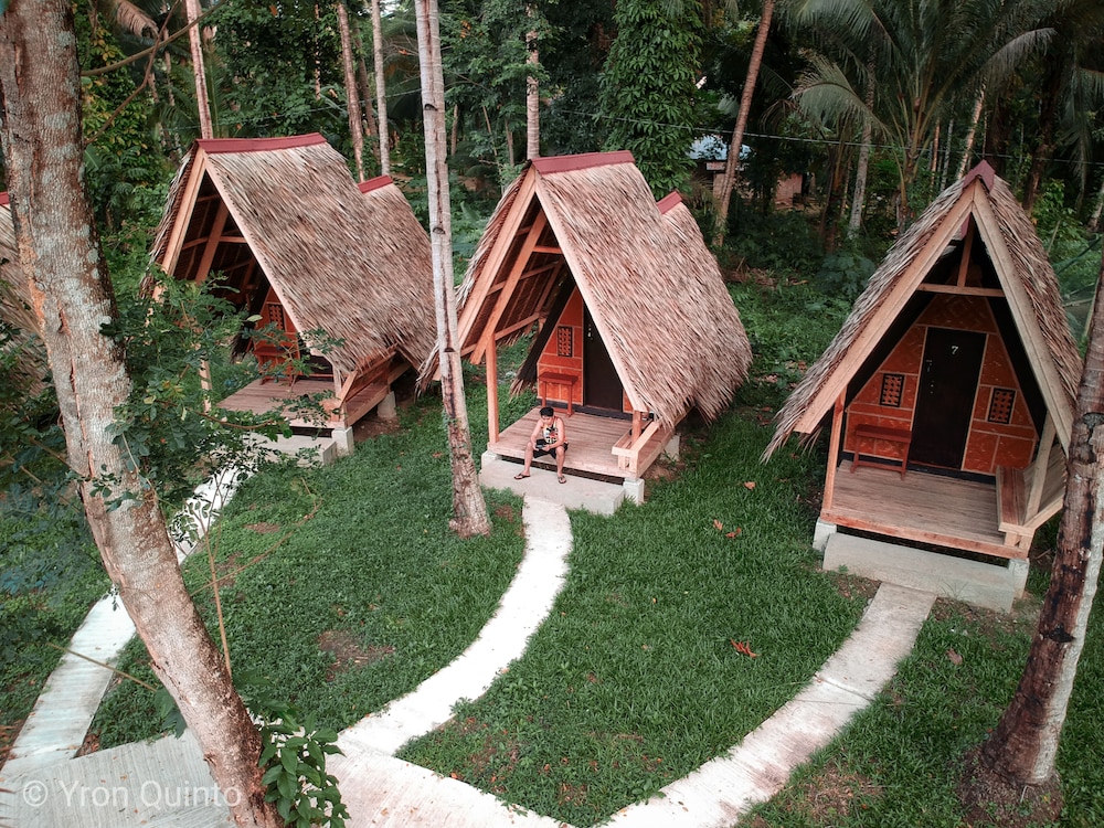 Nipa Hut Village 28/33