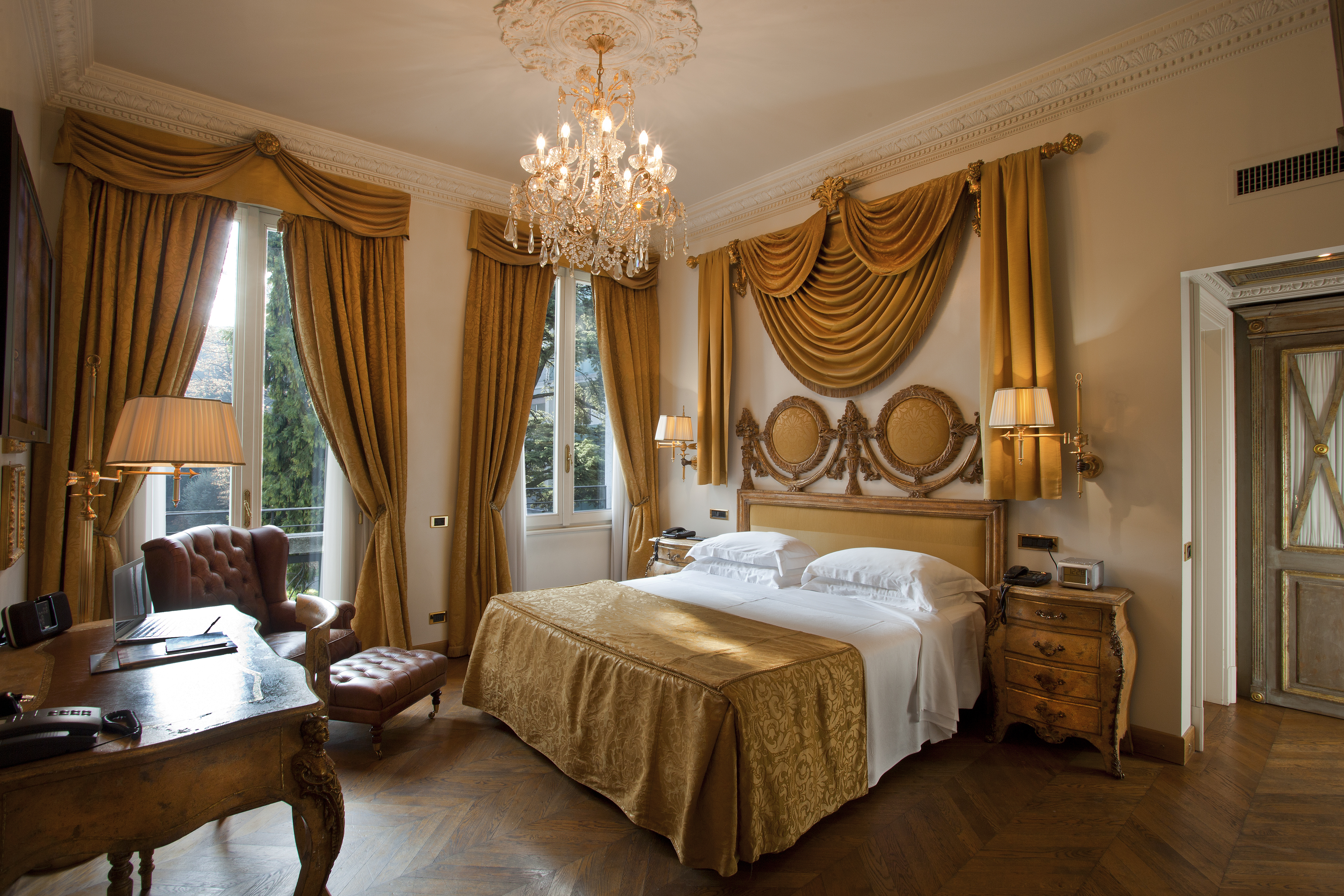 غرفة ديلوكس بسرير مزدوج، Hotel de la Ville - Monza, an SLH Hotel 2/4
