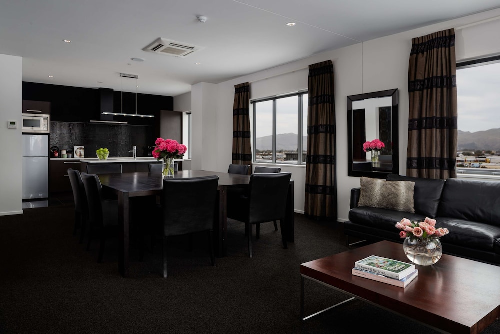 Rydges Latimer Christchurch 27/50