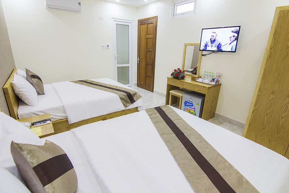 Ngoc Hanh Beach Hotel 13/75