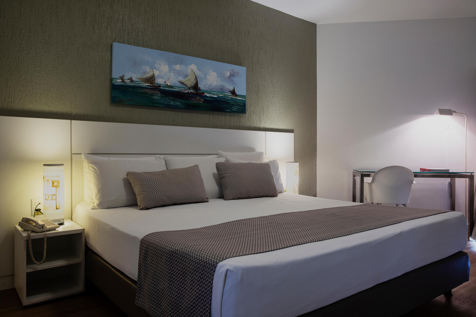 Superior, Suite, Lateral Side Sea View