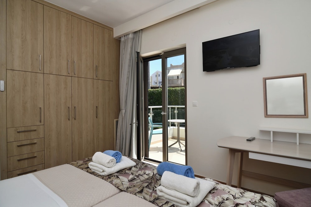 Villa Breeze 6/22