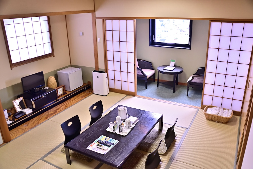 Takasaki Urban Hotel 35/50
