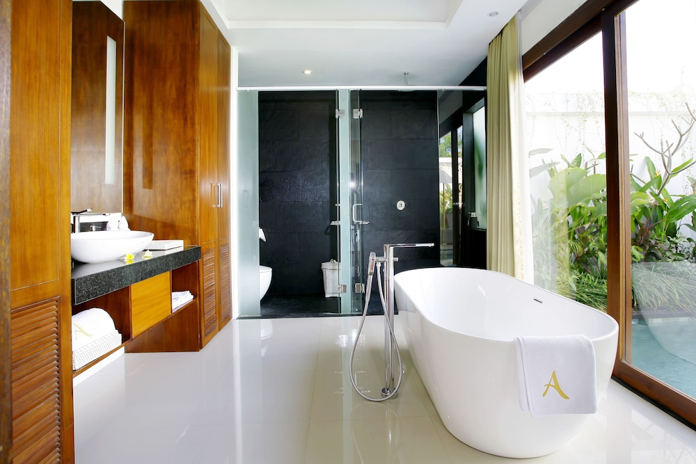 Anari Villas Kuta 25/65