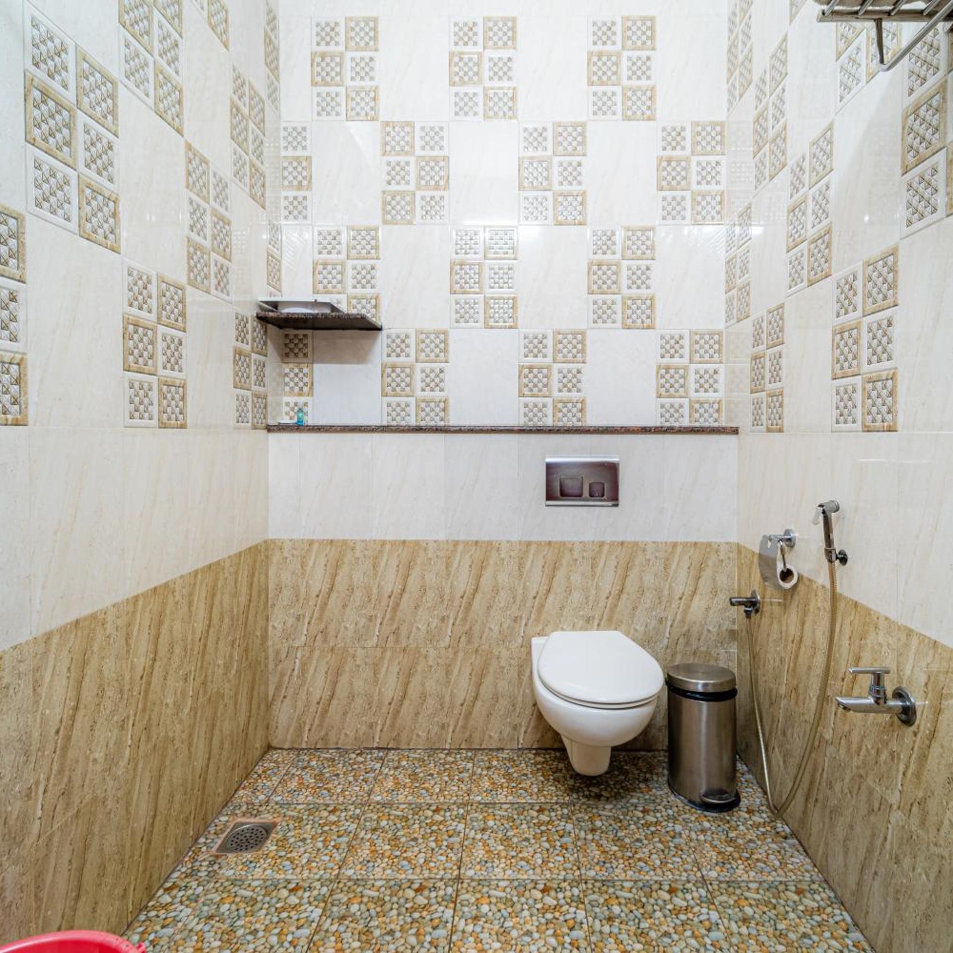 Fabhotel Thaneegai Residency 30/50