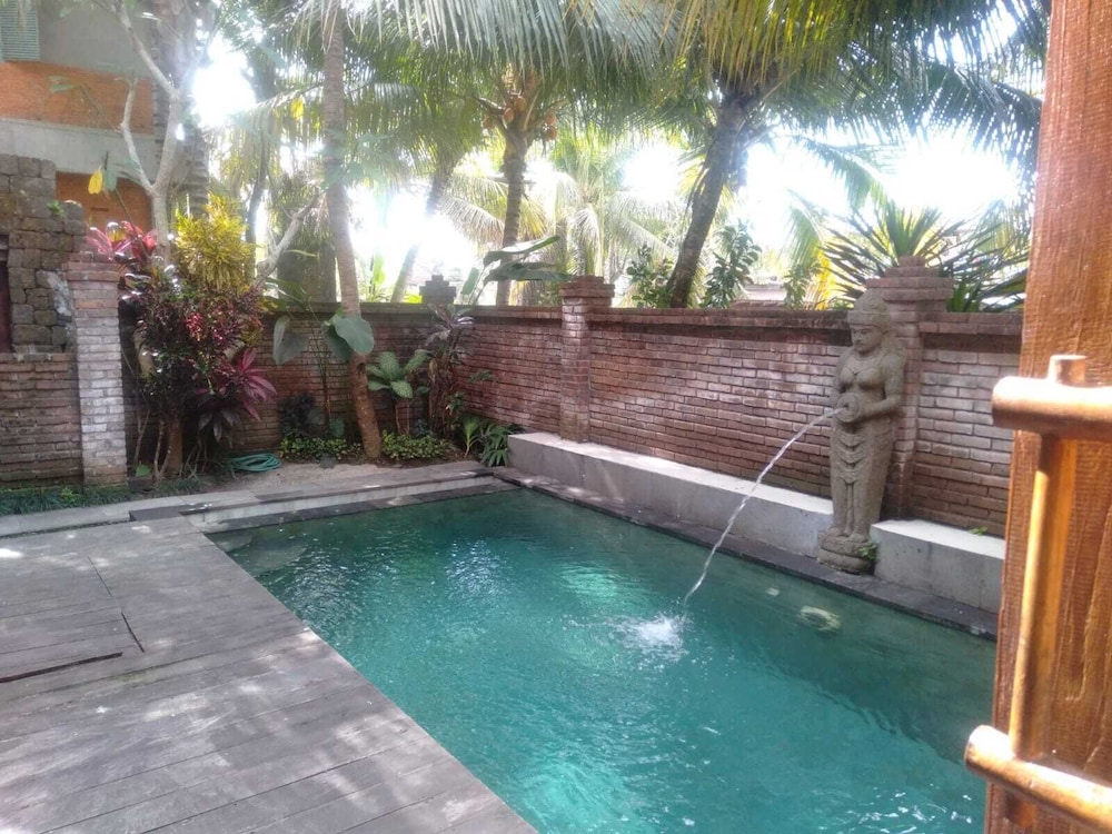 Suarti Boutique Village 41/50