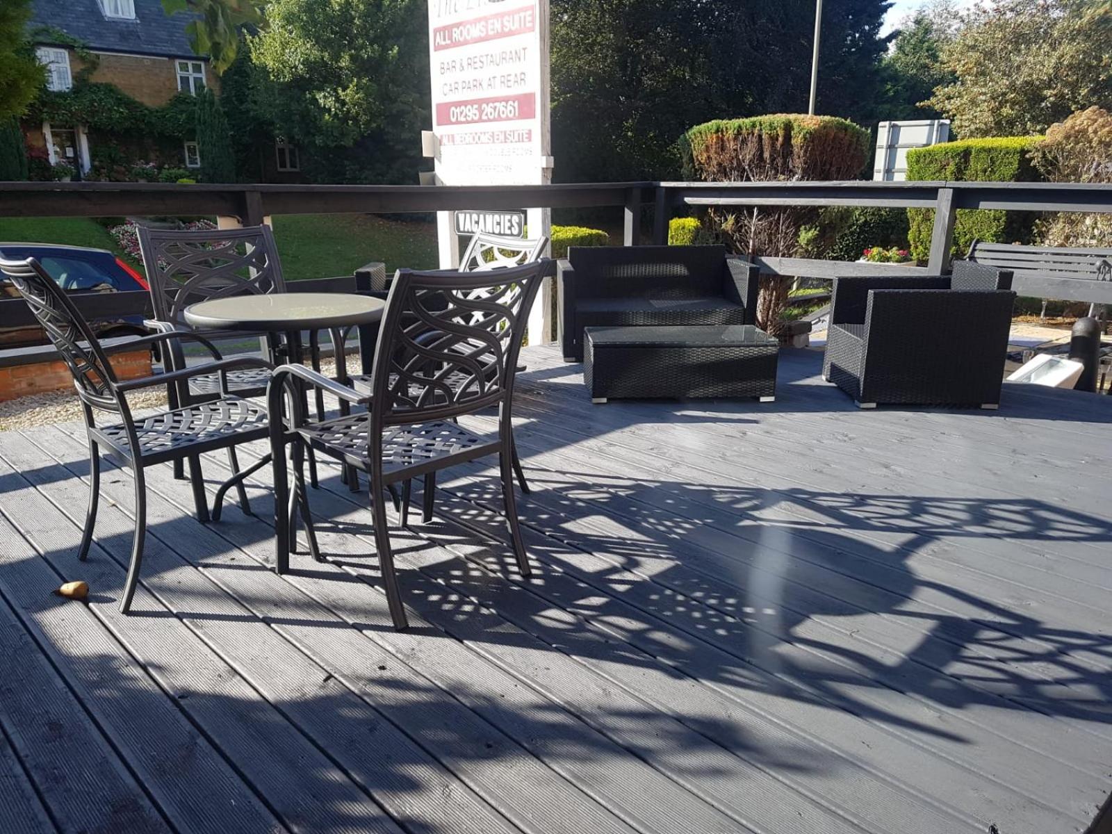 The Lismore Hotel 20/24