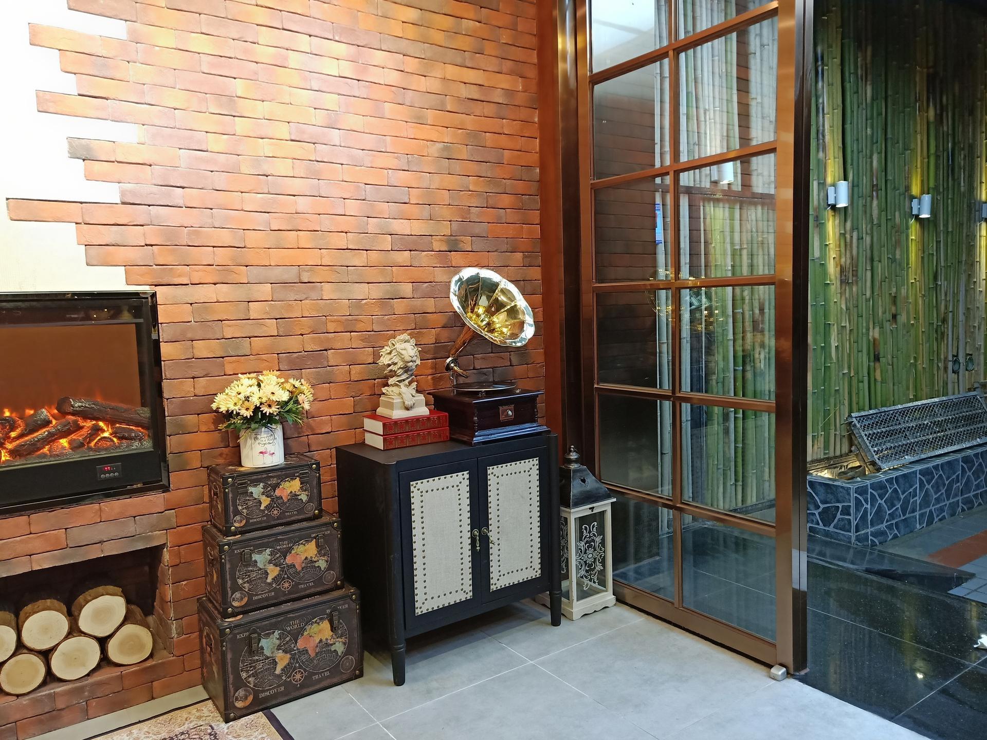 James Joyce Coffetel (Chengdu Kuanzhai Alley) 10/31