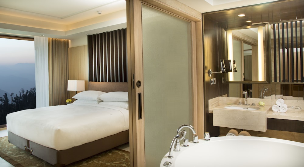 Jw Marriott Mussoorie Walnut Grove Resort Spa 12/52