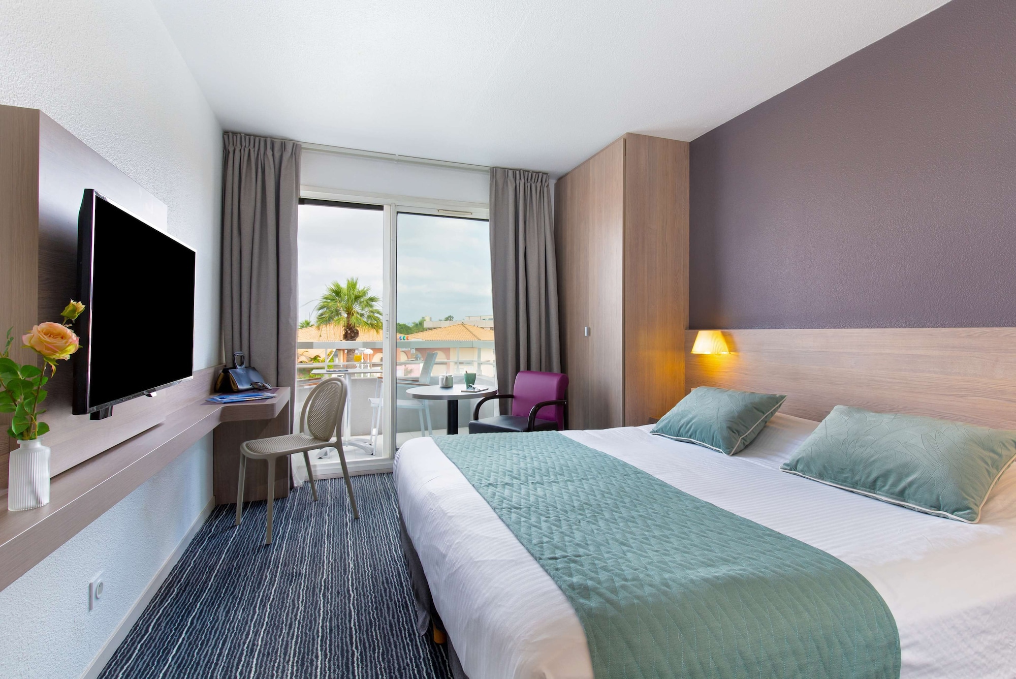 Standard, Queen Bed, Balcony