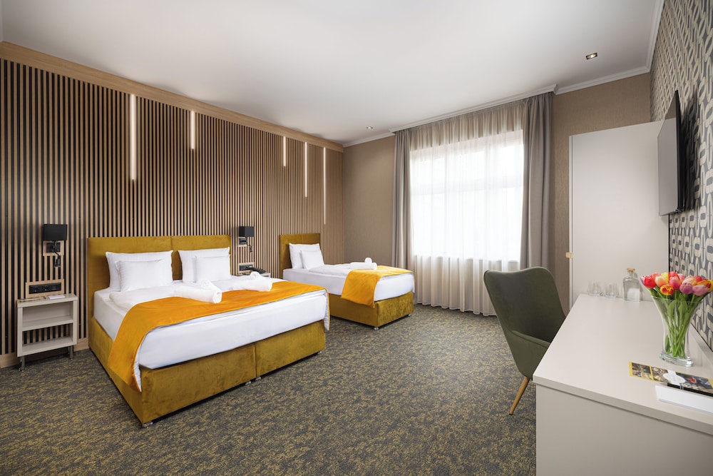 Hotel Allora 23/48