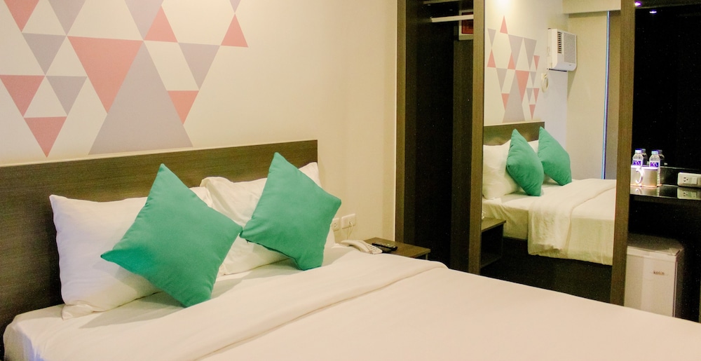 Mabolo Royal Hotel 18/50
