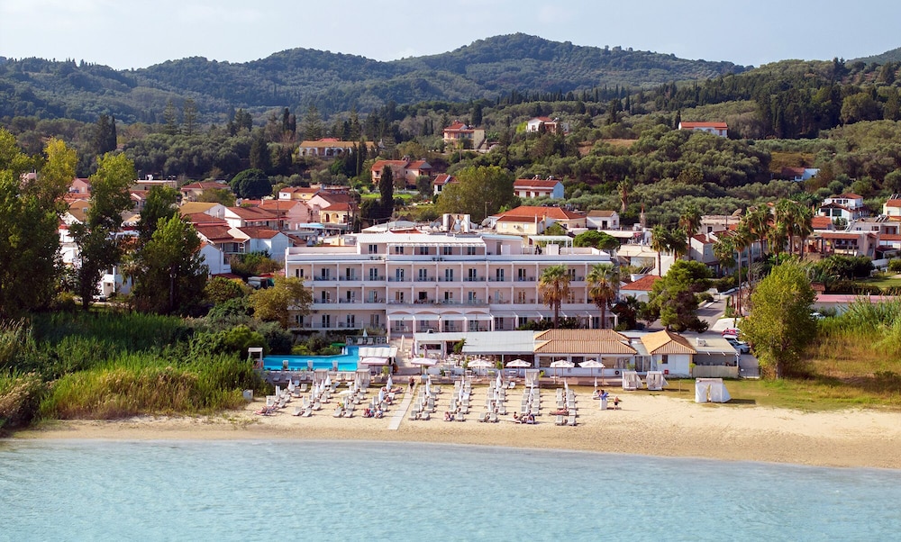 Cavomarina Beach Hotel - Adults Only 5/62
