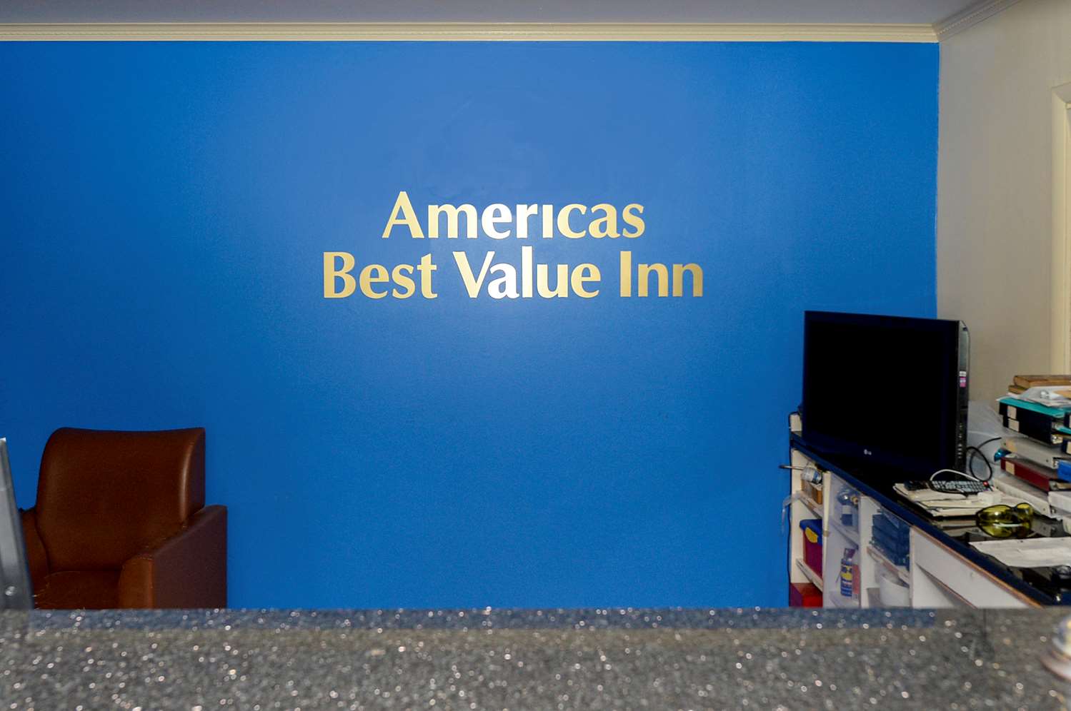 Americas Best Value Inn Central Valley 4/42