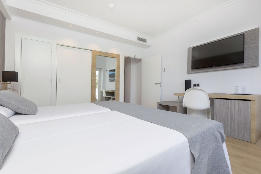 Simbad Hotel 28/72