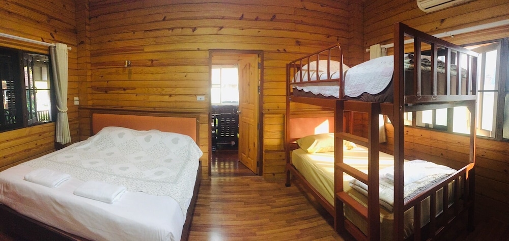 Baan Soontree Resort 25/70