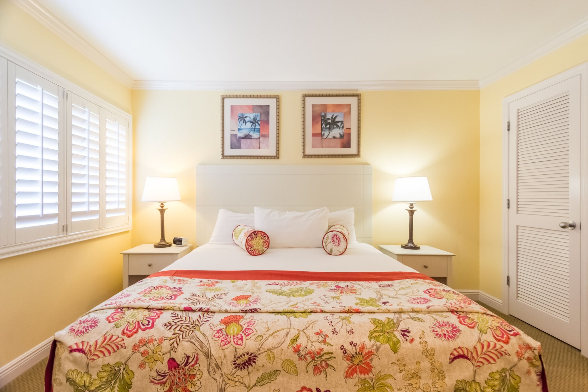 2 Bedrooms, Suite, 2 King Beds, Sofa, Inn at the Beach 5/10