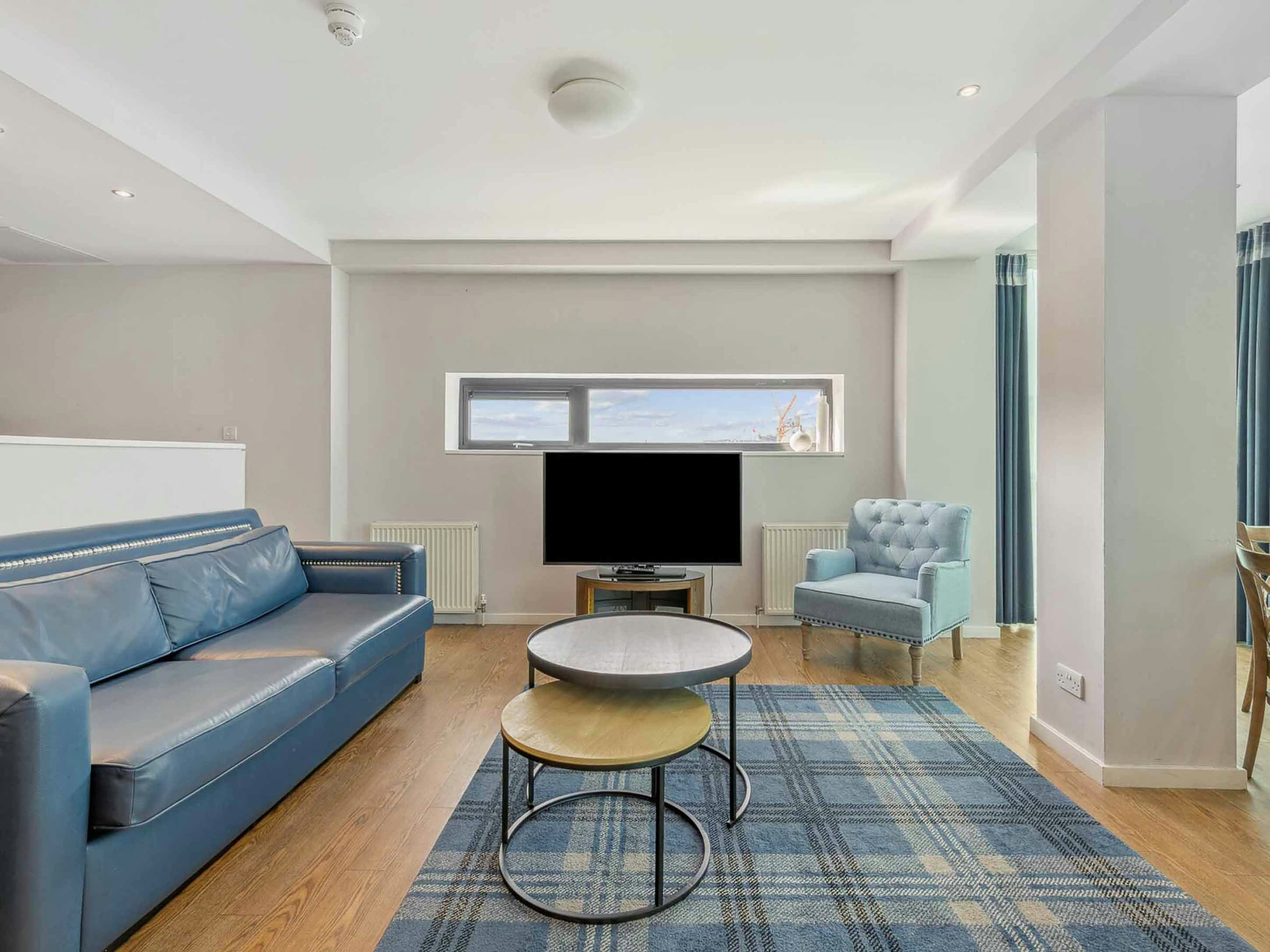 Princes Street Suites Hotel 37/56