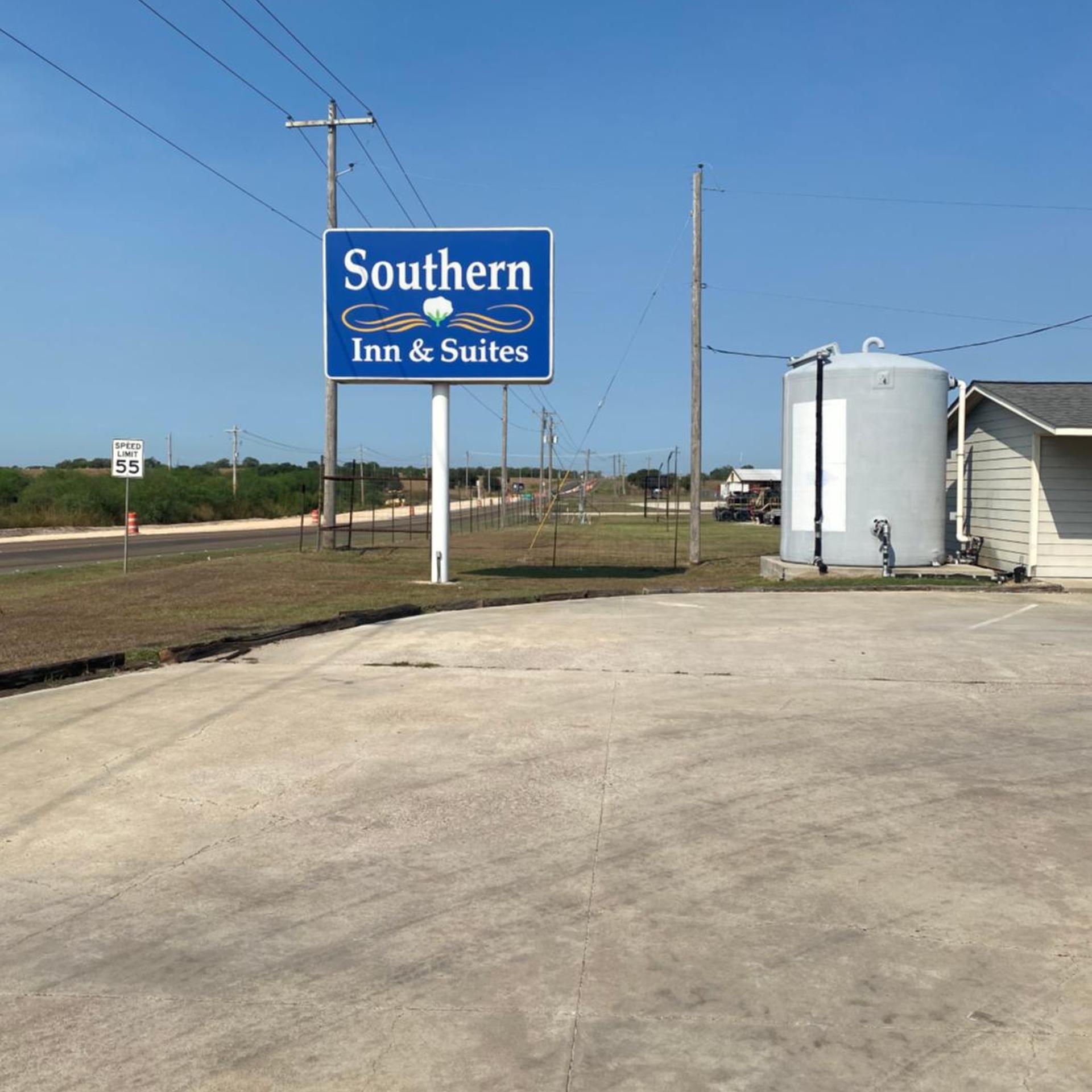 Southern Inns And Suites 25/37