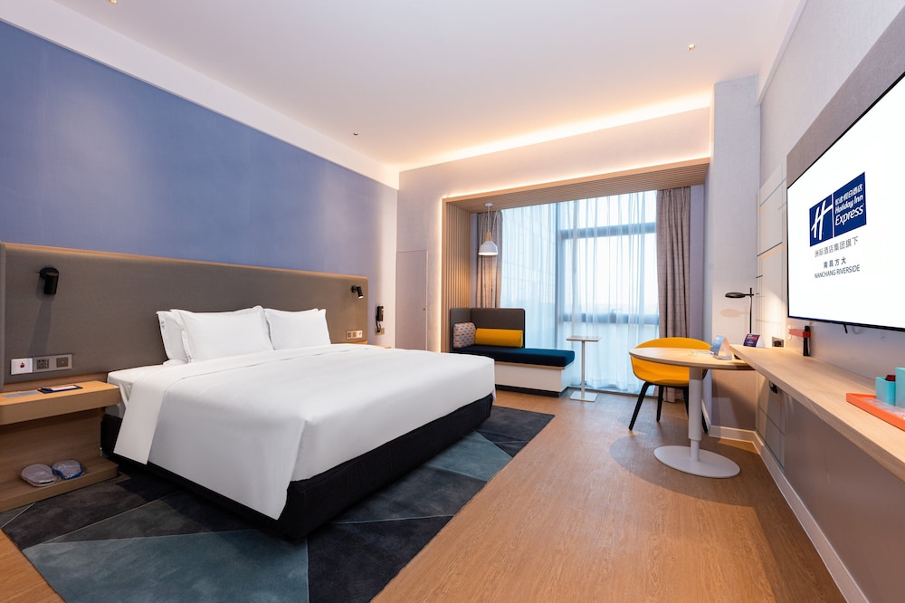 Standard, King Bed, Accessible