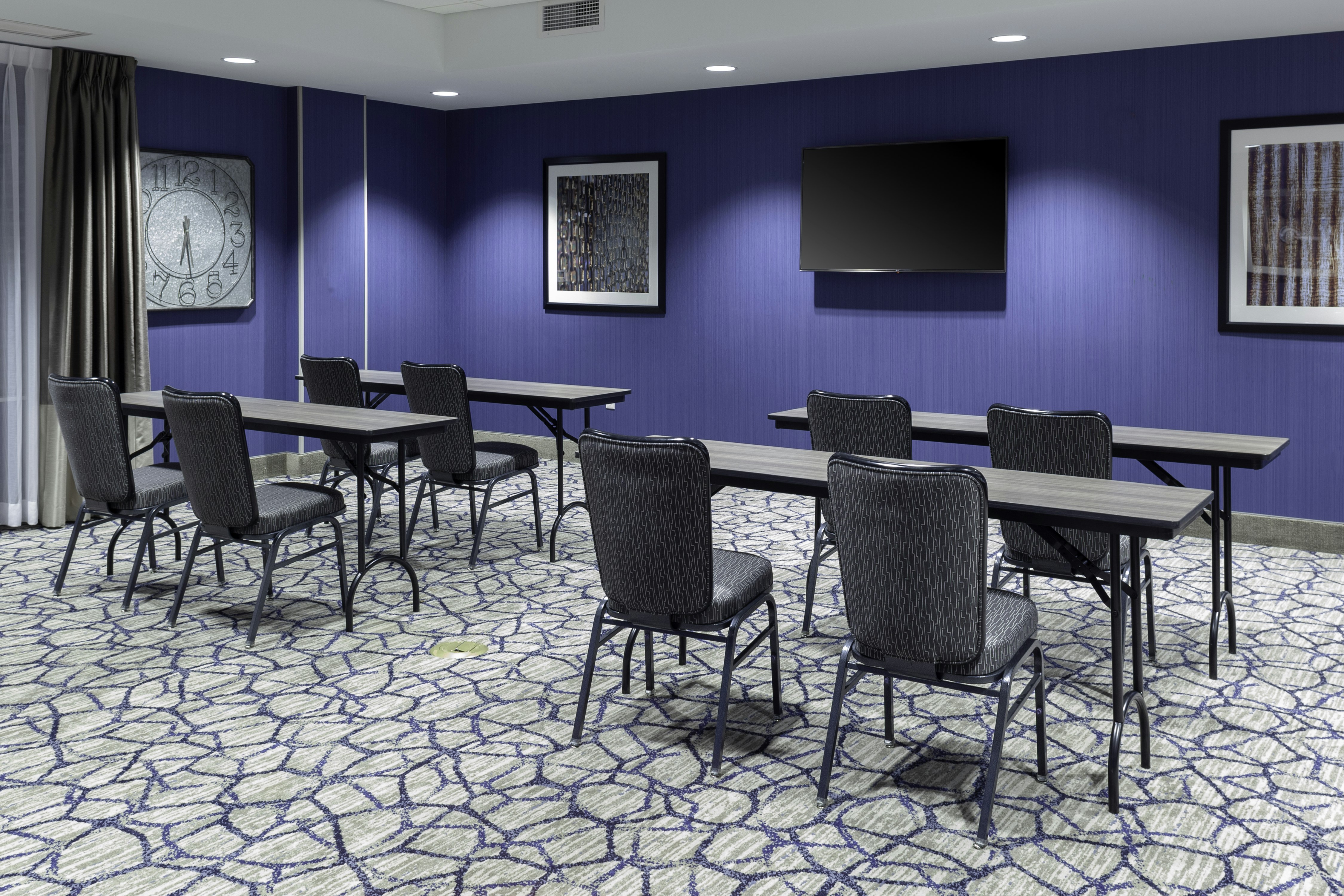 Hampton Inn Suites Overland Park South Ks 32/44