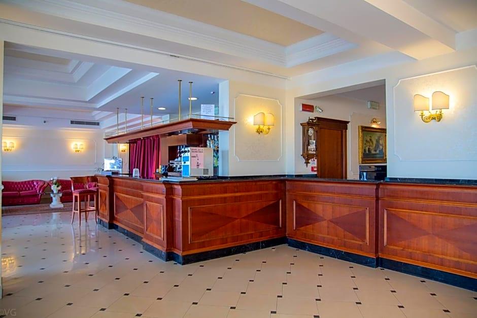 Executive La Fiorita 6/36