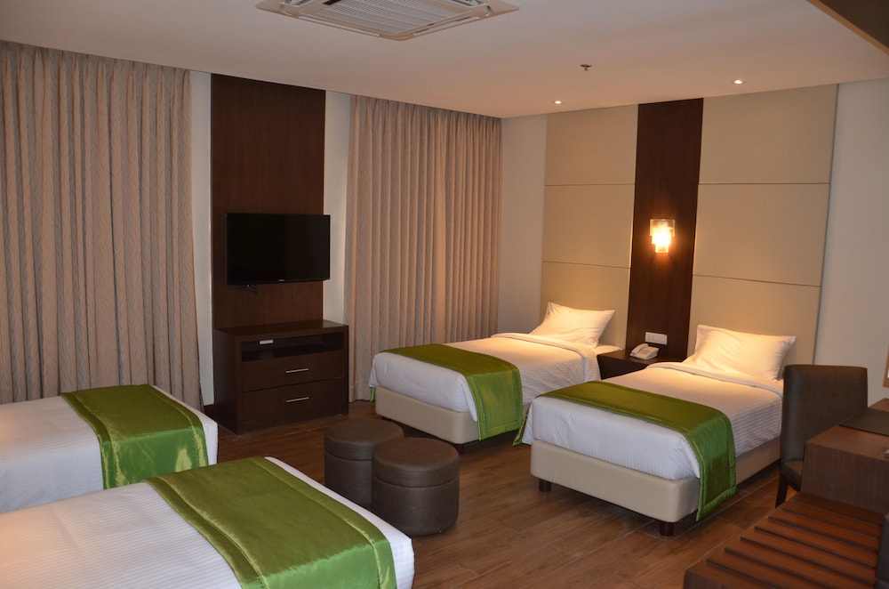 Hotel Monticello 25/69
