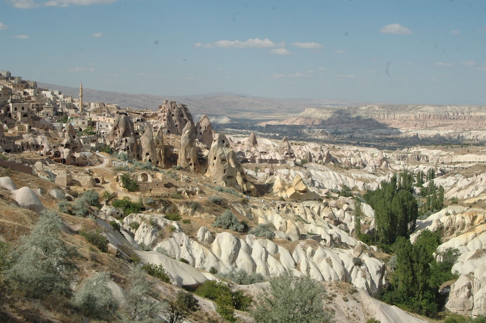 Uchisar Kaya Hotel 68/75