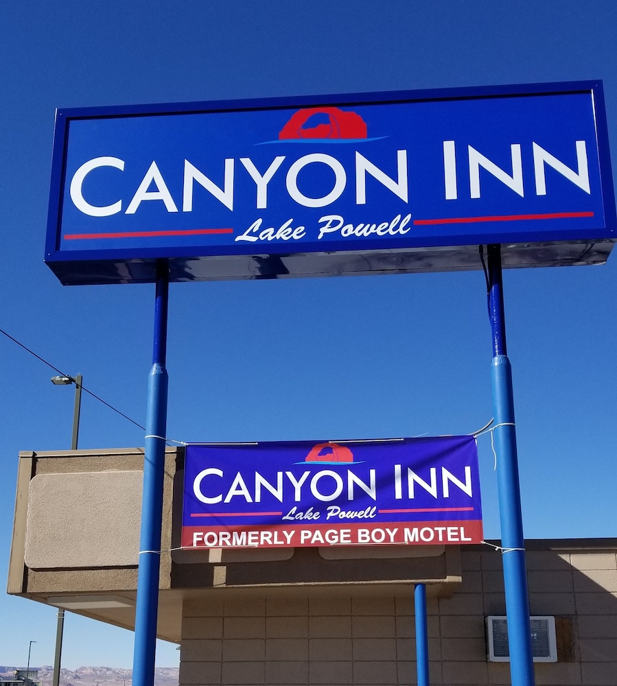 Lake Powell Canyon Inn 3/58