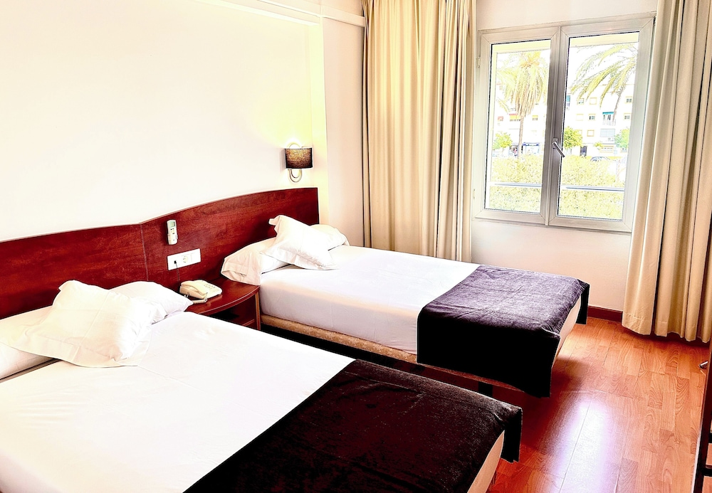 STANDARD, TWIN BEDS