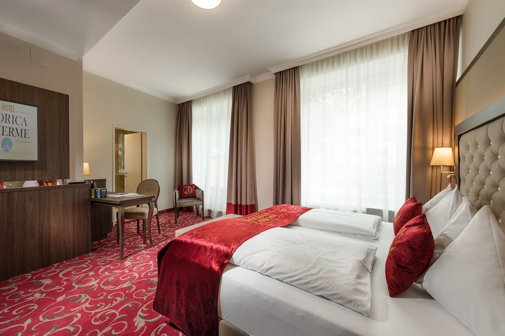 Norica Hotel 12/50