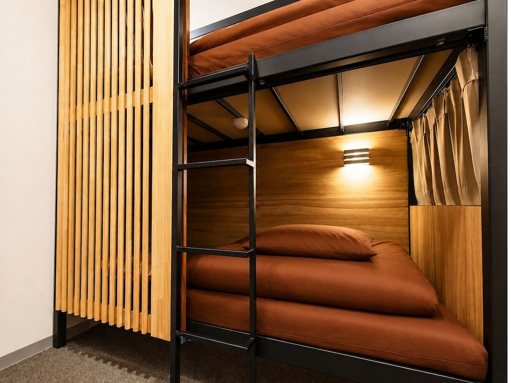 Namba Guesthouse HIVE - Hostel 20/65
