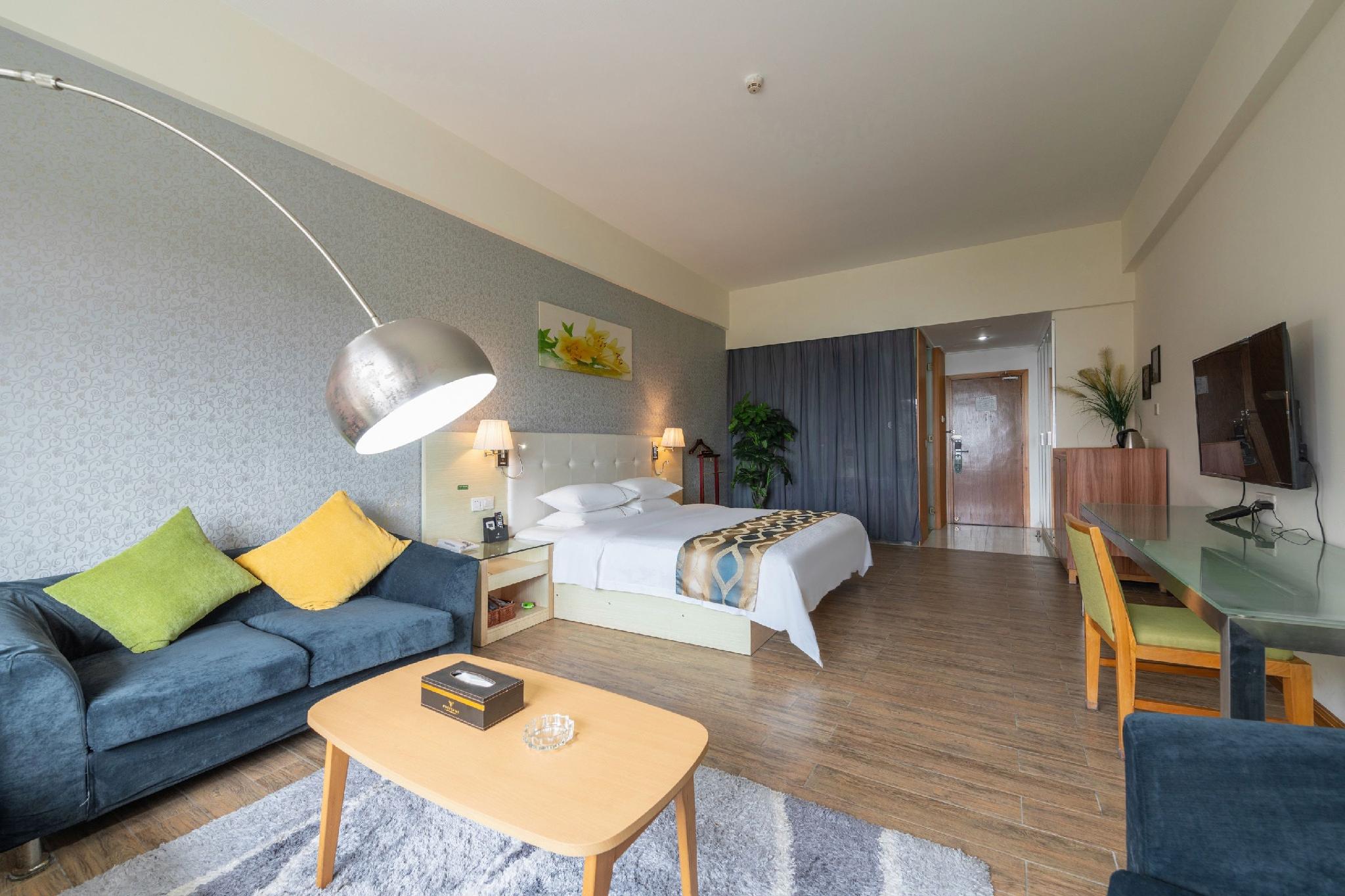 Pearl Bay Seaview Hotel (Laojie Seaview) 34/37