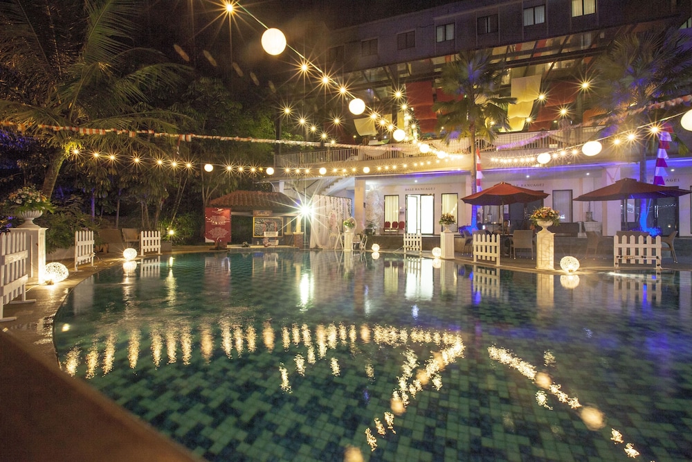 Padjadjaran Suites Resort Convention 55/59