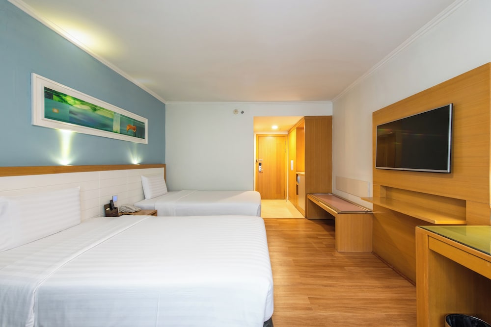 SUPERIOR, TRIPLE, MULTIPLE BEDS
